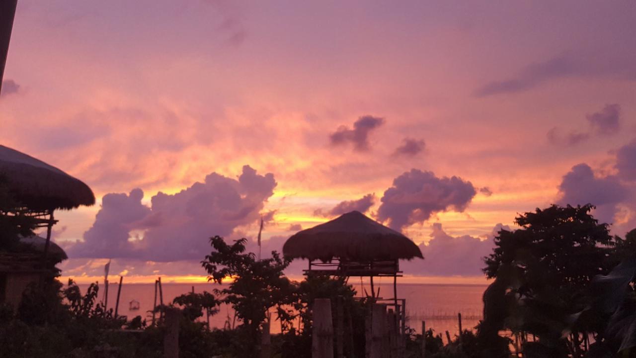 Birdland Beach Club Bolinao Exteriér fotografie